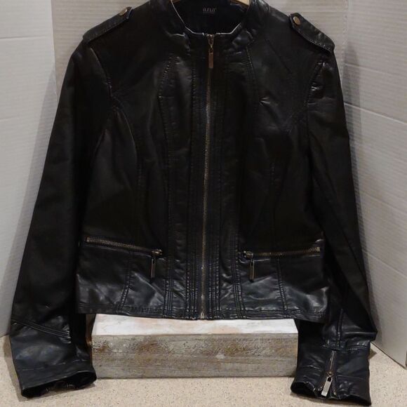 ANA Vegan Leather Jacket Size Medium NWT - Picture 1 of 6